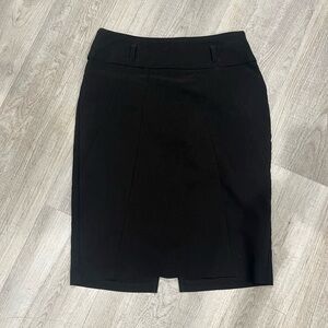 Elegant Black Pencil Skirt